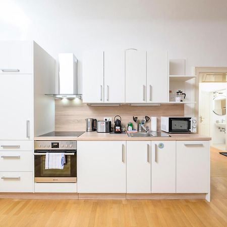 וינה Central City Apartments מראה חיצוני תמונה