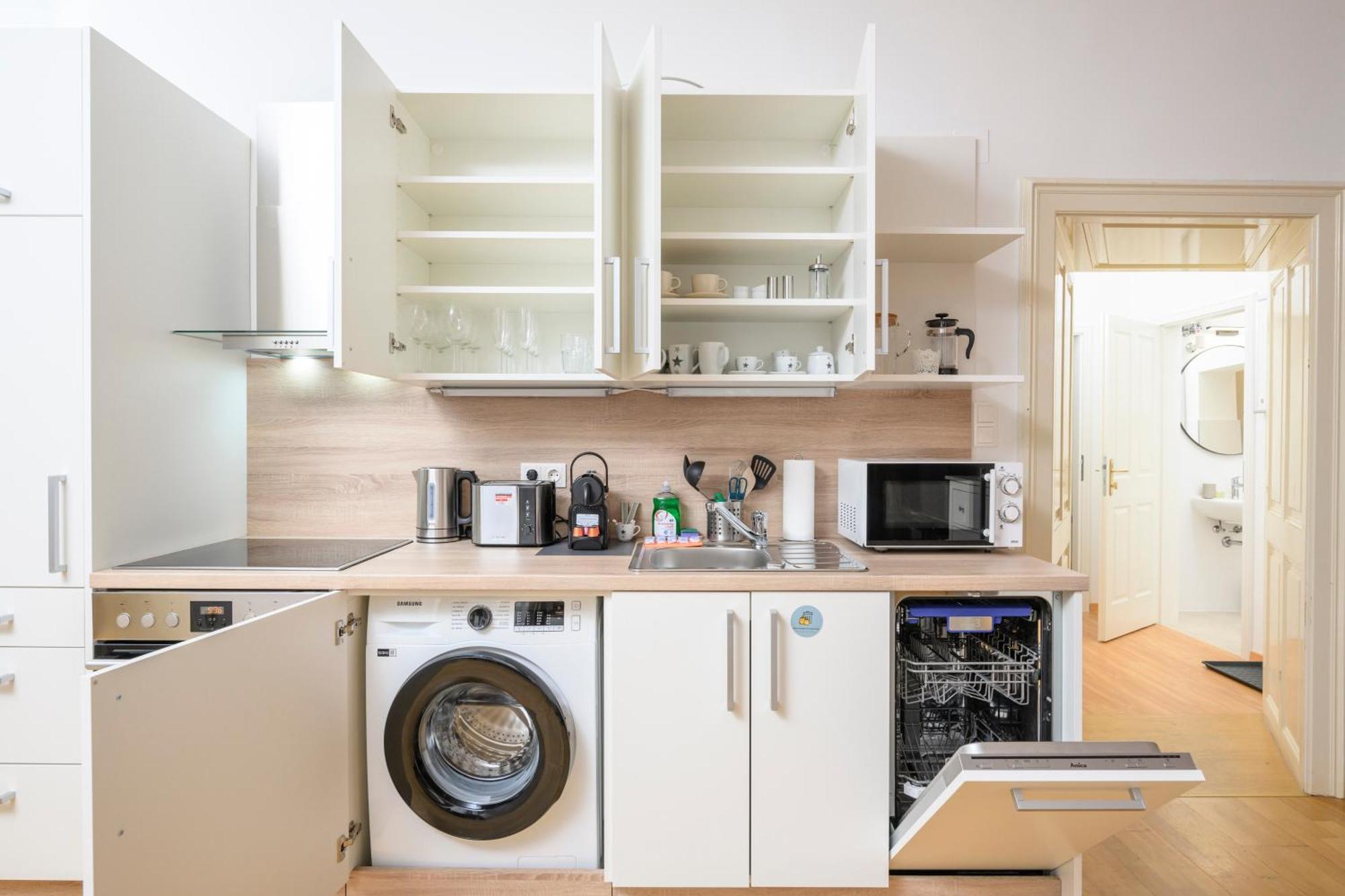 וינה Central City Apartments מראה חיצוני תמונה