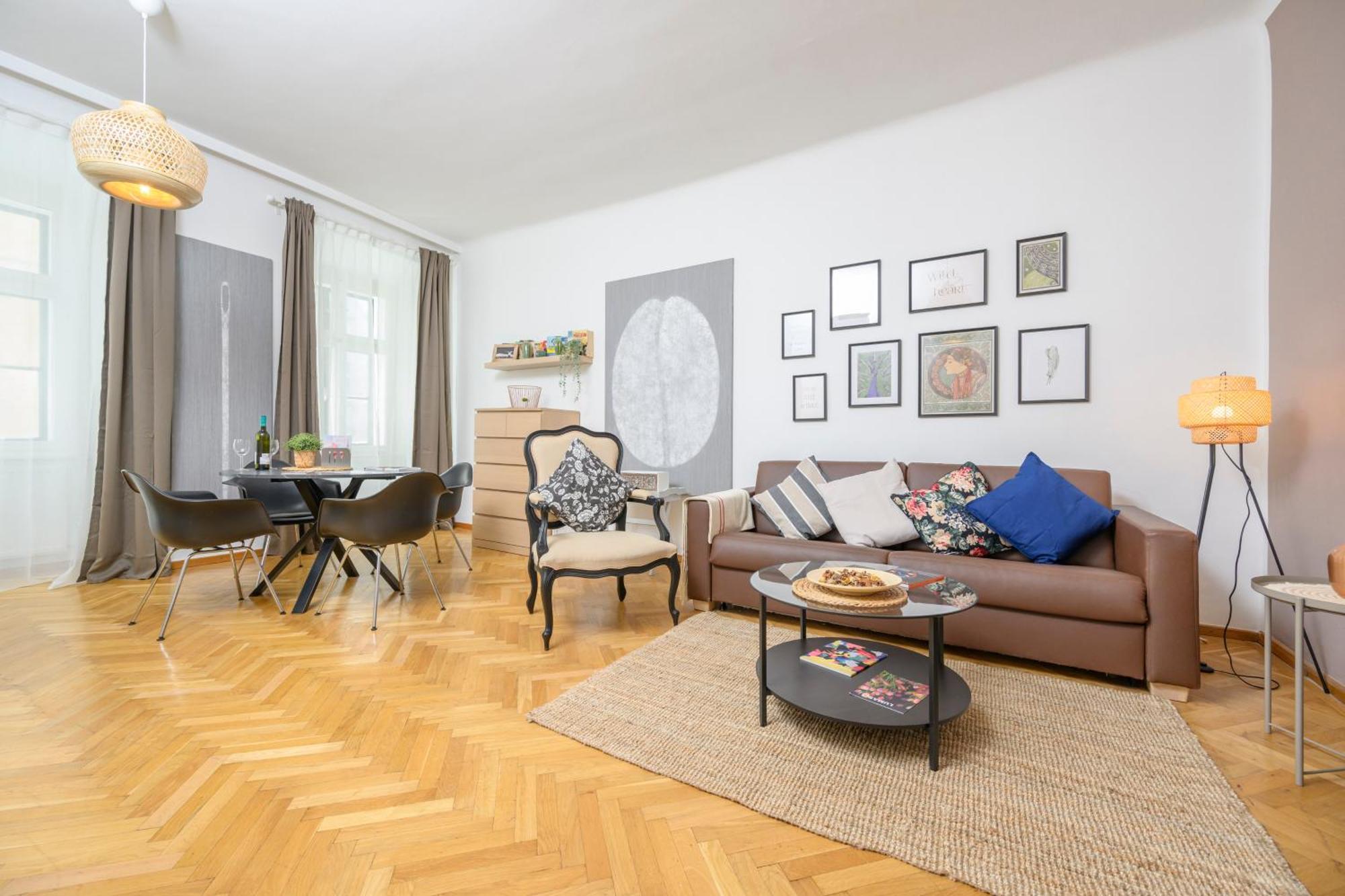 וינה Central City Apartments מראה חיצוני תמונה